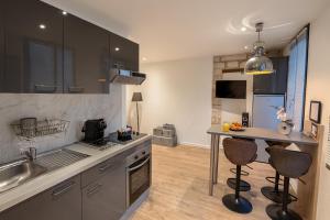 T2 Avec Jacuzzi En Face de lArc de Triomphe B