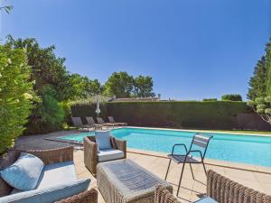 Charmant mas avec piscine privée et climatisation à Paradou - FR-1-599-124