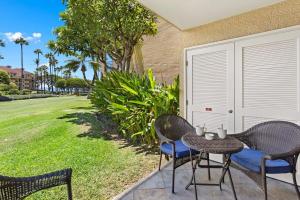 Kamaole Sands 1101 · KAS 1101 Updated Beachy Chic 2BD Across Bea