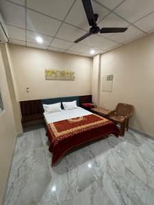 Hotel Shri Krishna