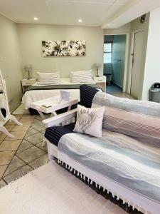 Glenelg Road Guesthouse