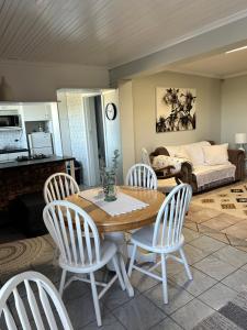 Glenelg Road Guesthouse