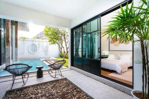 Luxury Mono 10 Private Pool Villa - 3 BR in Pasak