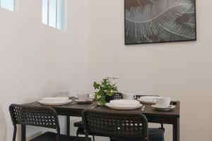 Cozy 2-Bedroom Apartment Sleeps 6