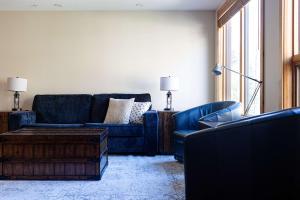 Creekside 2-Bedroom Condo