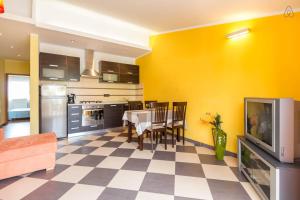 Modern Apartment Milotić