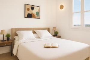 ARC DE TRIOMPHE-CARNOT Luxury & Design