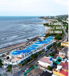 A 20 min CC Vista vista con patio fácil acceso