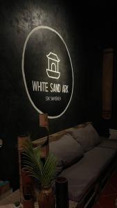 WHITE SAND ARK RESORT