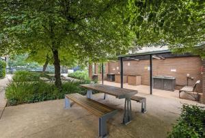 Studio Apartment near CBD, RMIT & Uni of Melbourne