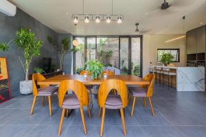 Modern 3BR Villa with Pool & Rooftop in Uluwatu