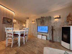 002 Trilocale Grisun, Carisolo