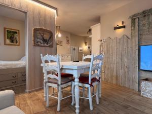 002 Trilocale Grisun, Carisolo