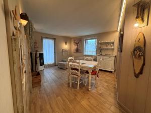 002 Trilocale Grisun, Carisolo