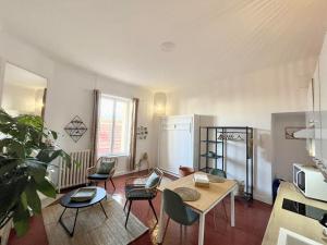 Les Tomettes - charmant cocon centre ville Hyères