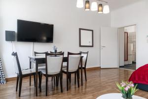 Ideal for Longterm Stays, 2 Bedroom Apartment for 5P