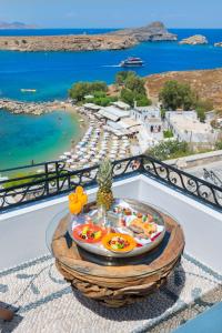 Lindos Shore Superior Studio