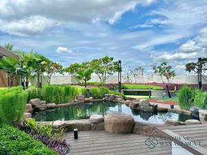 Space Residency Near KSL Mall JB by Stayrene