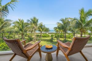 Aqua Vista Hoi An Beachfront Villas