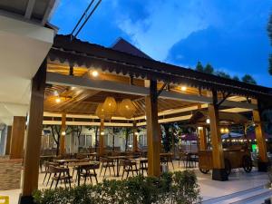 Hotel Indah Palace Tawangmangu