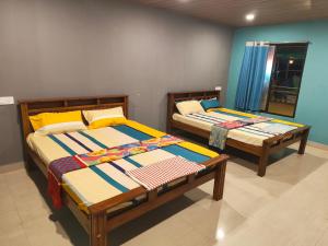 Lakshika beach resort
