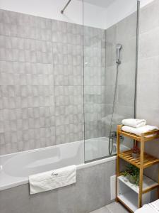 Lovely Cozy Apartments Adora Park Arad