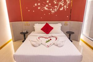 The IRIS SIGNATURE HOTEL AND SPA