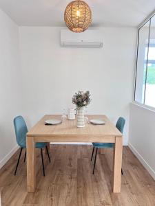 Maison avec grand jardin en centre ville