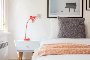 Comfortable modern 1 bedroom Apartment