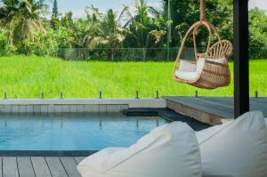 Ando House - 2BR Villa with Sunset Rice Field Views