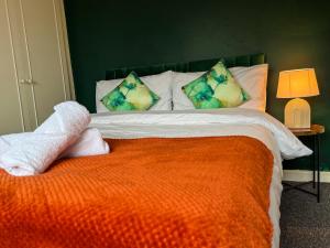 Spacious 3bed, Sleeps5, Parking