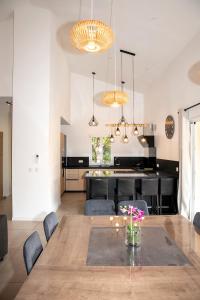 Plan de la Tour M2 - Villa 6 pers climatisée, 3 ch, piscine privée chauffée, calme & verdure