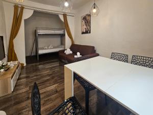 Droite 8 Pers Vecchia Nizza Super Centrale WiFi