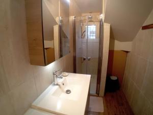 Bel appartement dans maison zen