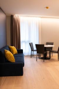 SELF CHECK IN Arbed Living Apartments Arbedo Castione