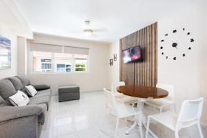 El Médano Beach Apartment, Central & Bright