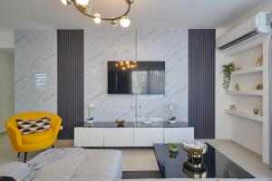 ®2BR{The~City~Center}@DTown PoolGym NearCecilip