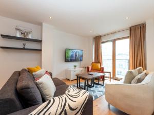 Pass the Keys Spacious 2Bed 2Bath Near RAF Museum – Colindale