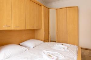 Lauterbach by Baltic Home