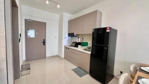 Baron Residence by manatidur #PetFriendly #Lakecity