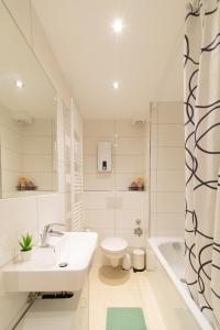 Cozy apartment with kitchen + balcony NEW!