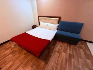 Hotel SK Galaxy Thane West