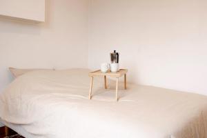 Bright studio near theaters and the Marais