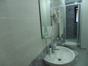 Triple Room with Private External Bathroom