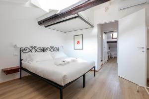 HACCA Collection - Porta Venezia Attic 2BR