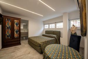 Apartment near public transportation