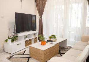 Cozy Flat I Close to Sea Garden & Sports Palace by Flat Mаnаger