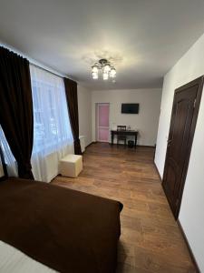 Купецький Двір