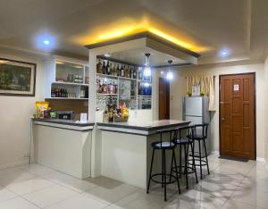 Spacious Modern 4BR Home with 24hr Security and Parking