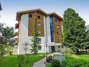 Apartment Metropol B by Interhome